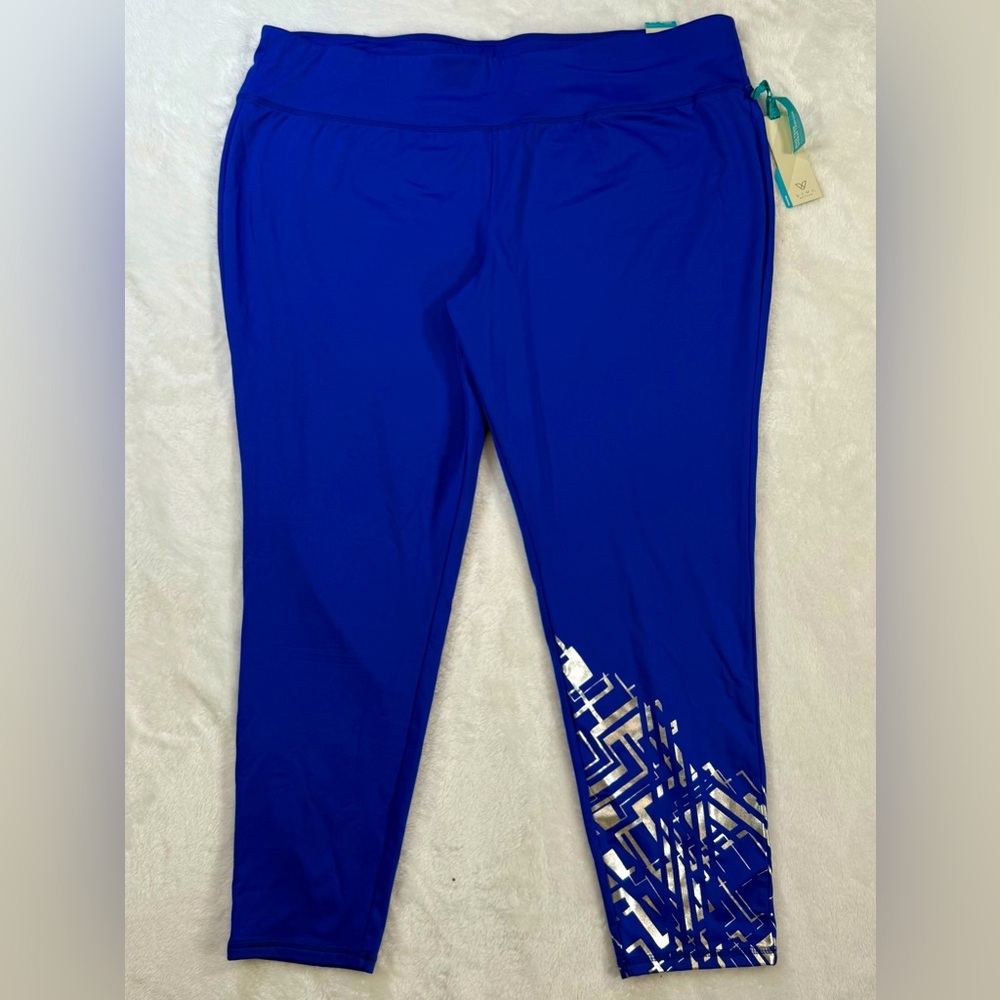 Livi Active Blue Leggings Size 26/28